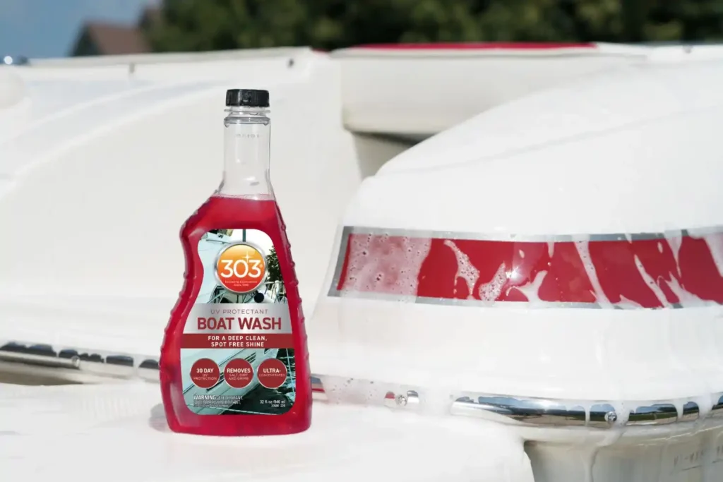 303 Products Marine Boat Wash with UV Protectant - For A Deep Clean, Spot Free Shine - 30 Day UV Protection - Removes Salt, Dirt, And Grime - 32 fl. oz.